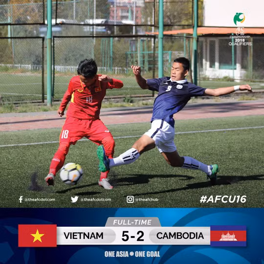 2018年U16亚少赛预选赛:10人越南队5比2击败柬埔寨队 ảnh 1 2018年U16亚少赛预选赛:10人越南队5比2击败柬埔寨队 ảnh 1