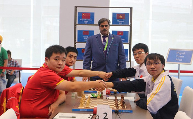AIMAG5:黎光廉和阮玉长山夺得快棋团体冠军 ảnh 1 AIMAG5:黎光廉和阮玉长山夺得快棋团体冠军 ảnh 1