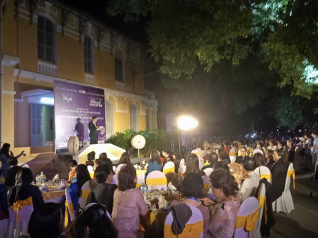 2017年APEC会议:“静宴: 妇女赋权与文化特色”斋宴:为促进各民族友爱和面向未来的和平文化搭建桥梁 ảnh 3 2017年APEC会议:“静宴: 妇女赋权与文化特色”斋宴:为促进各民族友爱和面向未来的和平文化搭建桥梁 ảnh 3