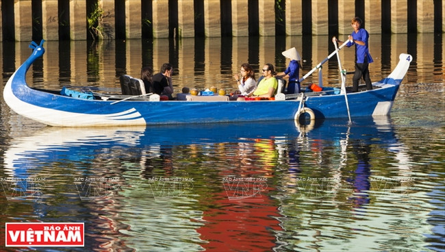 饶禄-氏艺渠道凤形船之旅 ảnh 8