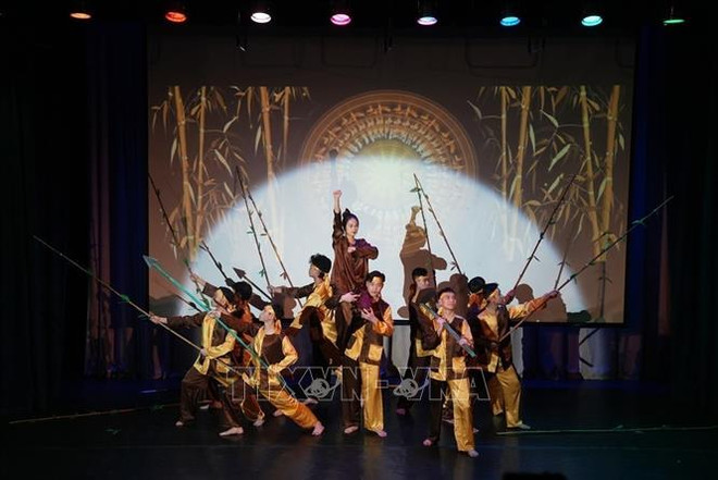 在俄罗斯越南留学生努力推广越南竹子的美好形象 ảnh 1