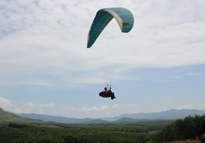 “2024年沙泰探索大森林”的昆嵩省滑翔伞公开赛即将举行 ảnh 1