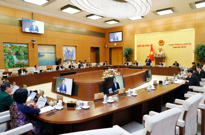 越南第十五届国会常委会第三十一次会议就七项法案建言献策 ảnh 1