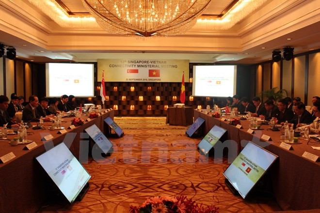 越南与新加坡继续加强双边经贸合作关系 ảnh 1