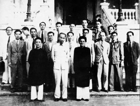 “黃叔沆与越南革命和广南家乡”国家级学术研讨会在河内举行 ảnh 1 “黃叔沆与越南革命和广南家乡”国家级学术研讨会在河内举行 ảnh 1