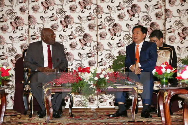 越南胡志明市领导会见古巴共产党高级代表团 ảnh 1