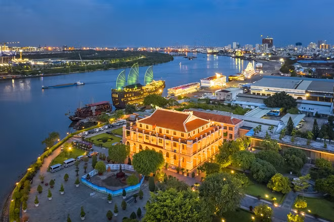 推广越南在国际友人眼中的美丽形象 ảnh 3