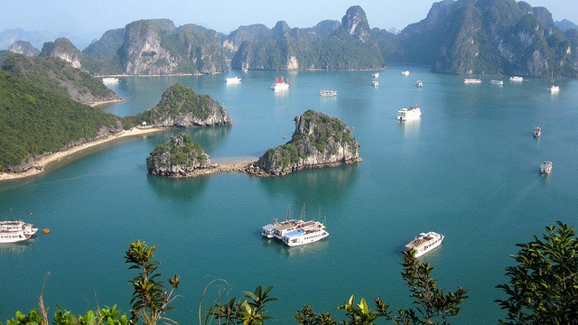 从天堂岛顶上欣赏下龙之美 ảnh 1 从天堂岛顶上欣赏下龙之美 ảnh 1