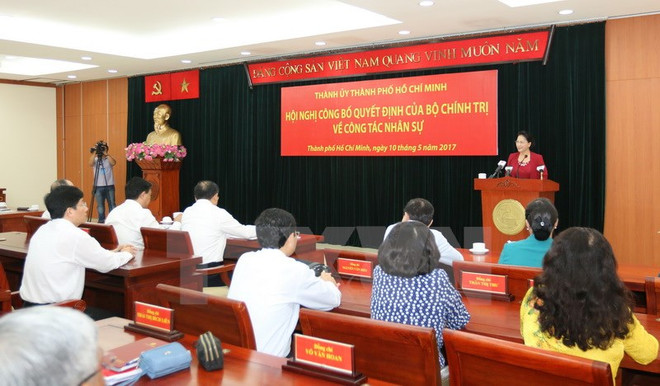 阮善仁任胡志明市委书记 丁罗升任中央经济部副部长 ảnh 2 阮善仁任胡志明市委书记 丁罗升任中央经济部副部长 ảnh 2