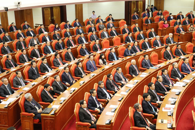 越共第十二届五中全会落幕 发布三项经济决议 ảnh 5 越共第十二届五中全会落幕 发布三项经济决议 ảnh 5