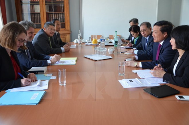 越南最高人民法院院长阮和平对法国进行工作访问 ảnh 1 越南最高人民法院院长阮和平对法国进行工作访问 ảnh 1