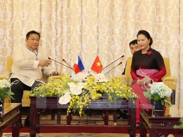 国会主席阮氏金银会见菲律宾众议院议长潘塔莱翁 ảnh 1 国会主席阮氏金银会见菲律宾众议院议长潘塔莱翁 ảnh 1