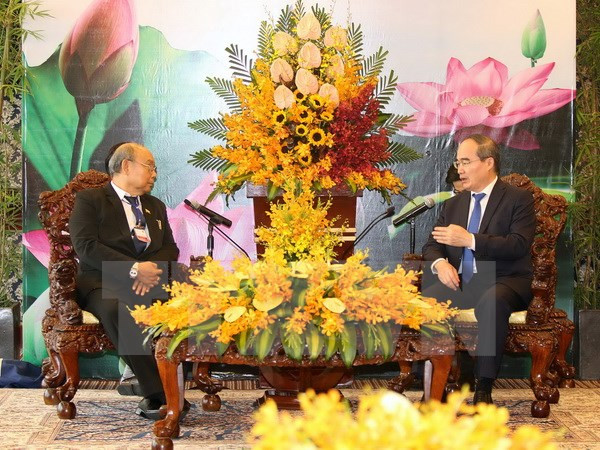 胡志明市市委书记阮善仁会见缅甸上议院议长 ảnh 1 胡志明市市委书记阮善仁会见缅甸上议院议长 ảnh 1