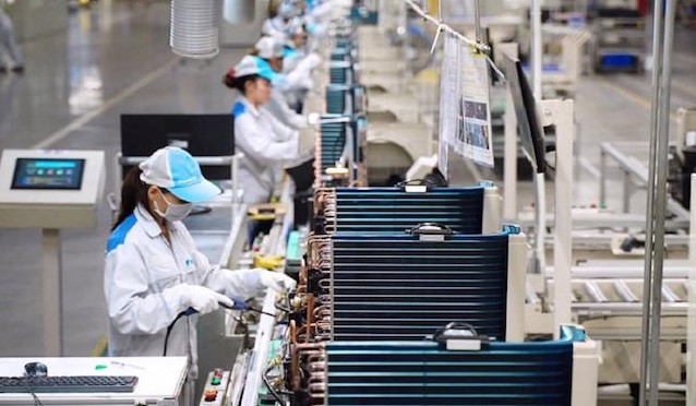 预计2022年国家财政赤字占GDP的4% ảnh 1