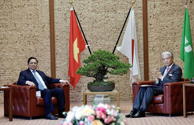 政府总理范明政：越南始终重视和希望同日本开启两国关系发展新阶段 ảnh 1