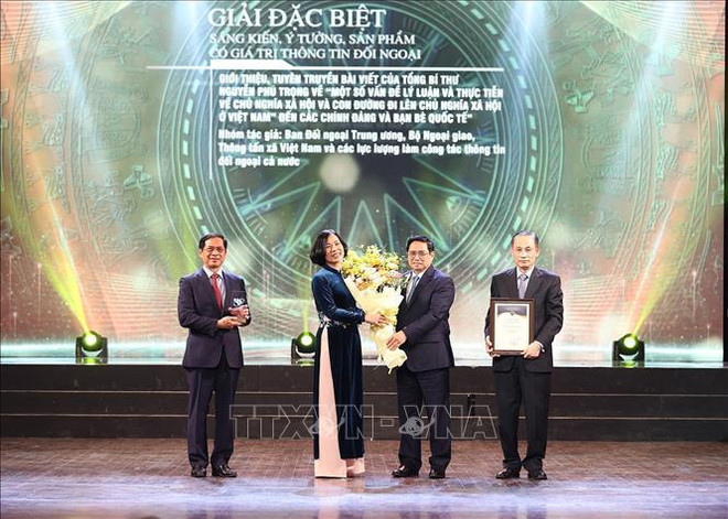 第七届全国对外新闻奖:越通社记者获得了20个奖项 ảnh 1 第七届全国对外新闻奖:越通社记者获得了20个奖项 ảnh 1