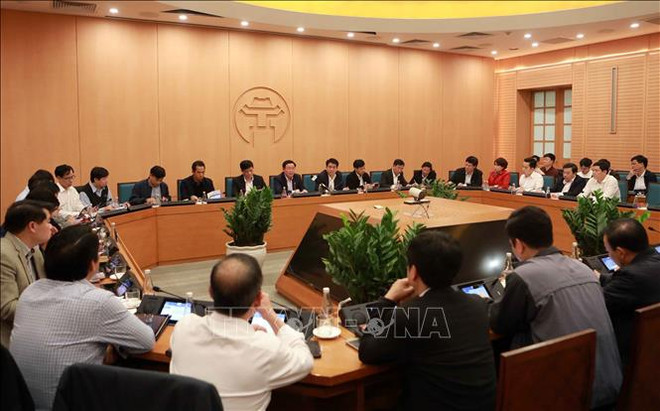 河内市就第17例新冠肺炎确诊病例召开紧急会议 ảnh 1 河内市就第17例新冠肺炎确诊病例召开紧急会议 ảnh 1