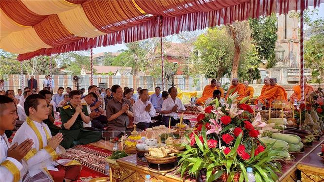 设在柬埔寨磅士卑省的越柬友谊纪念碑动工兴建 ảnh 1 设在柬埔寨磅士卑省的越柬友谊纪念碑动工兴建 ảnh 1