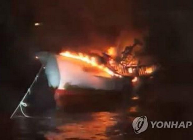 韩国济州岛附近海域一渔船起火致5名越南公民失踪:越南驻韩国大使馆采取必要措施保护公民 ảnh 1 韩国济州岛附近海域一渔船起火致5名越南公民失踪:越南驻韩国大使馆采取必要措施保护公民 ảnh 1