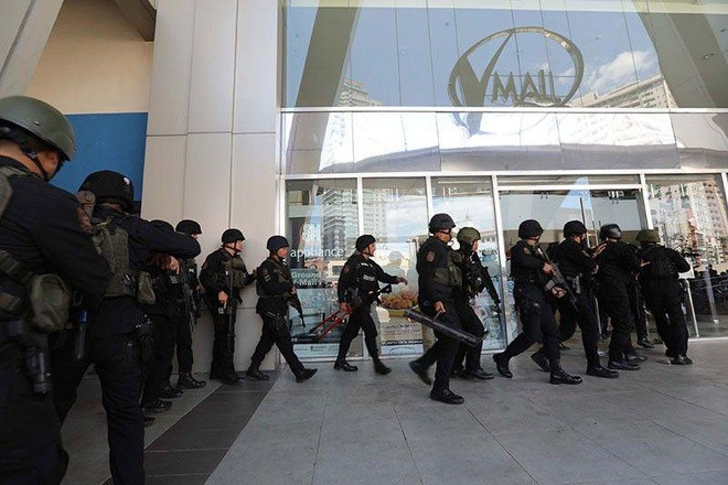 菲律宾首都马尼拉发生劫持事件 约30人质被困 ảnh 1