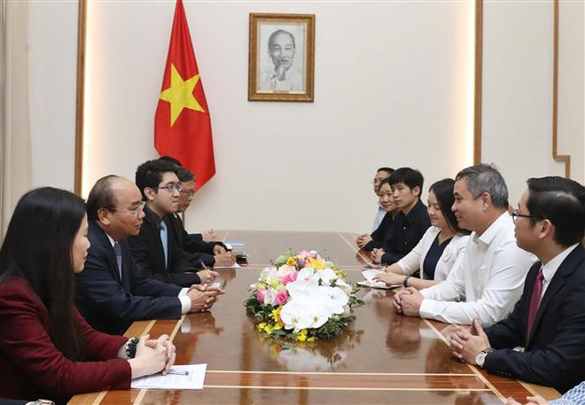政府总理阮春福会见天虹越南纺织股份有限公司总经理陶晖 ảnh 1 政府总理阮春福会见天虹越南纺织股份有限公司总经理陶晖 ảnh 1