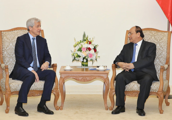 越南政府总理阮春福会见美国摩根大通集团董事长 ảnh 2 越南政府总理阮春福会见美国摩根大通集团董事长 ảnh 2