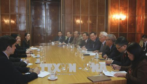 越南与罗马尼亚加强各个领域的合作 ảnh 1 越南与罗马尼亚加强各个领域的合作 ảnh 1