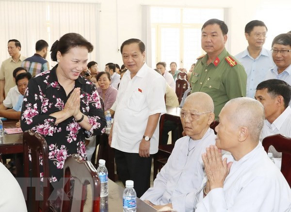 国会主席阮氏金银接待芹苴市丰田县选民 ảnh 2 国会主席阮氏金银接待芹苴市丰田县选民 ảnh 2