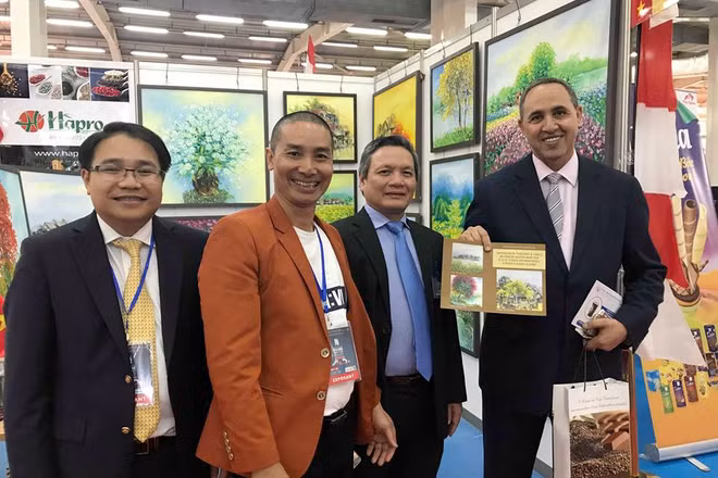 越南参加第51届阿尔及尔国际博览会 ảnh 2 越南参加第51届阿尔及尔国际博览会 ảnh 2