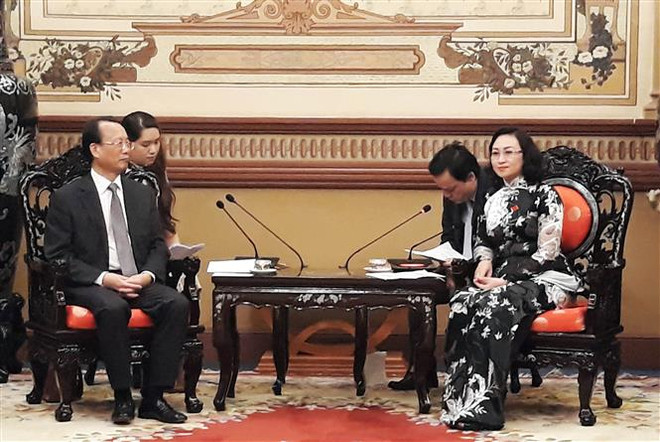 胡志明市与中国重庆市加强合作 ảnh 1 胡志明市与中国重庆市加强合作 ảnh 1