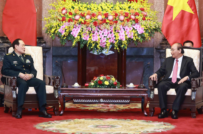 越南国家主席阮春福会见中国国防部部长魏凤和 ảnh 1 越南国家主席阮春福会见中国国防部部长魏凤和 ảnh 1