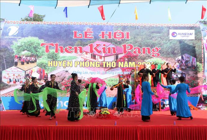 莱州省泰族同胞富有特色的天金乓传统文化节 ảnh 1