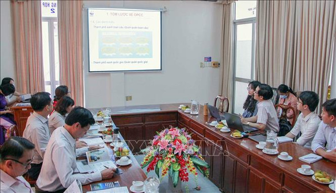 芹苴市力争将本市建设成为绿色、清洁和美丽的城市 ảnh 1