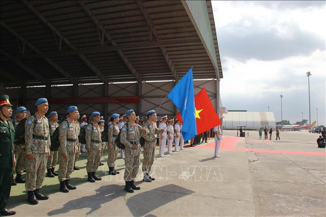 越南二号二级野战医院从南苏丹共和国安全回国 ảnh 1