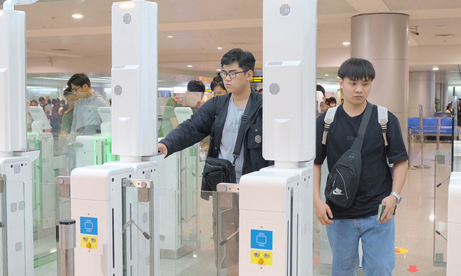 实施电子签证政策:期望在 2023 年秋冬旅游季吸引更多国际游客 ảnh 1 实施电子签证政策:期望在 2023 年秋冬旅游季吸引更多国际游客 ảnh 1