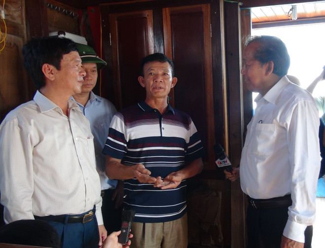 政府副总理张和平慰问广平省民众 ảnh 2 政府副总理张和平慰问广平省民众 ảnh 2