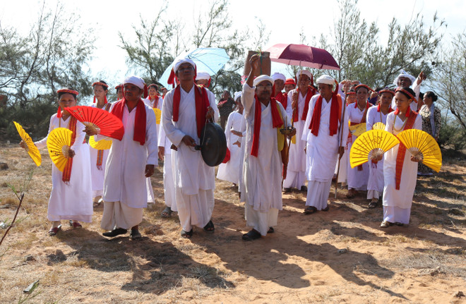 宁顺省占族同胞的求雨节热闹举行 ảnh 2