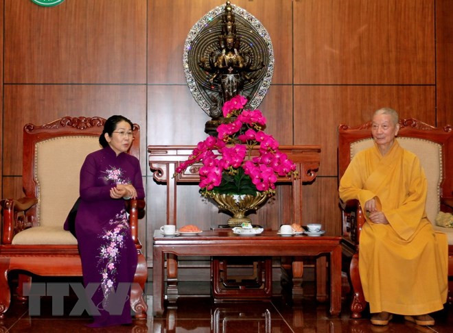 胡志明市领导向该市佛教徒致以佛诞节问候 ảnh 1 胡志明市领导向该市佛教徒致以佛诞节问候 ảnh 1