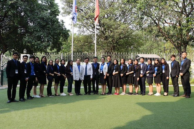 东盟—印度大学生交流活动有助于拓广东盟大学生的知识面 ảnh 2 东盟—印度大学生交流活动有助于拓广东盟大学生的知识面 ảnh 2