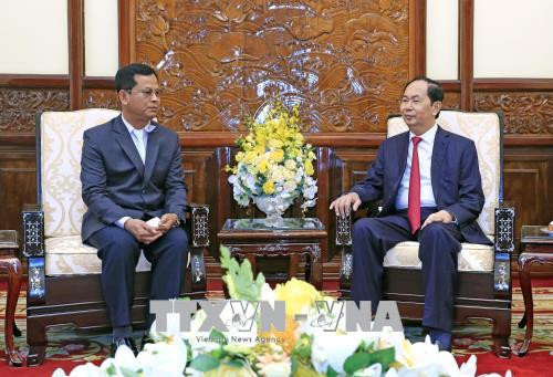 越南国家主席陈大光会见老挝公安部副部长 ảnh 2 越南国家主席陈大光会见老挝公安部副部长 ảnh 2