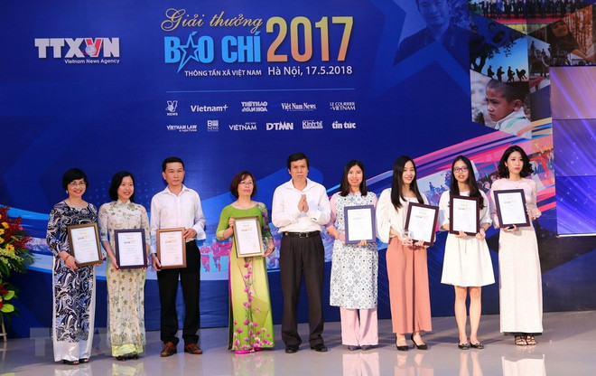 2017年越通社新闻奖颁奖:参赛作品内容丰富种类多样 ảnh 1 2017年越通社新闻奖颁奖:参赛作品内容丰富种类多样 ảnh 1