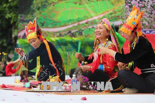 全国天曲天琴艺术节:14支艺术团陆续上演特色各特色节目 ảnh 2 全国天曲天琴艺术节:14支艺术团陆续上演特色各特色节目 ảnh 2