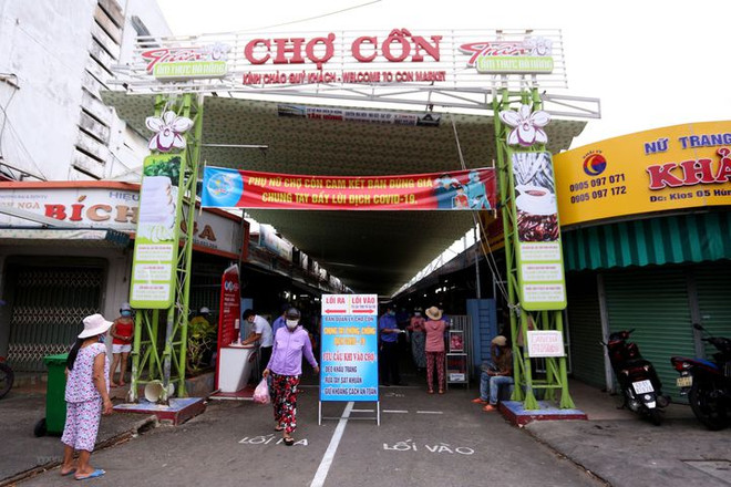 岘港试点使用集市的二维码出入卡 ảnh 1