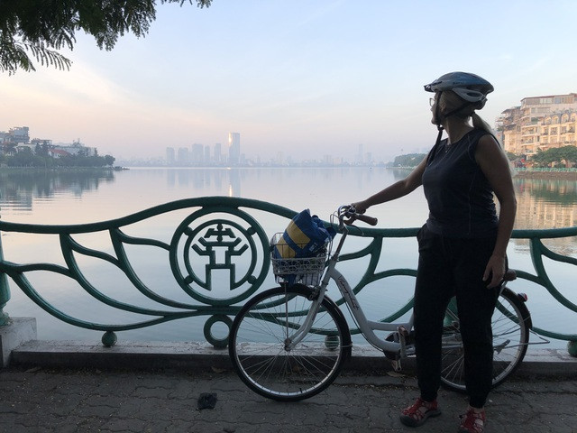 瑞典大使骑统一自行车上班 尽享生活乐趣 ảnh 1 瑞典大使骑统一自行车上班 尽享生活乐趣 ảnh 1