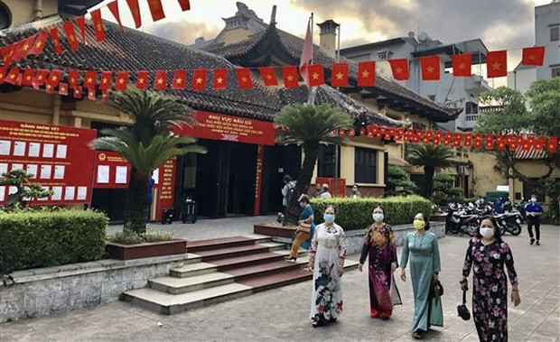 越南公安部办公室主任：选举日全国安全治安得到保障 ảnh 1