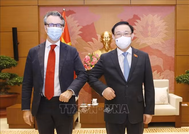 王廷惠：没有疫苗保障就没有任何安全的国家和地区 ảnh 2