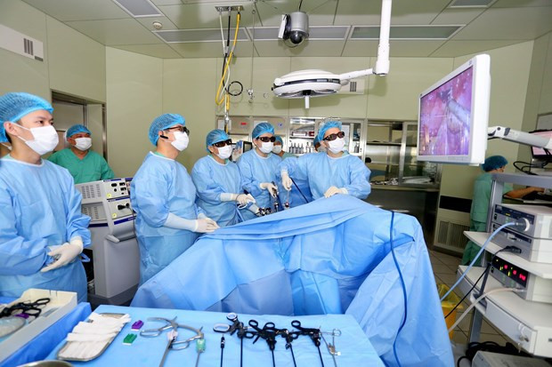 顺化中心医院腹腔镜结直肠手术荣获东南亚一等奖 ảnh 1 顺化中心医院腹腔镜结直肠手术荣获东南亚一等奖 ảnh 1