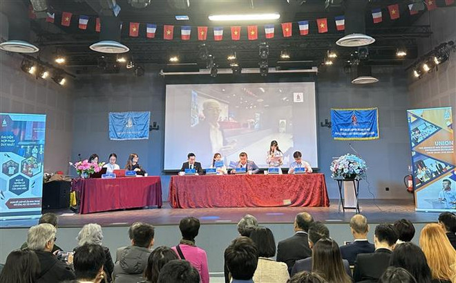 法国越南大学生与青年社区的核心力量 ảnh 1 法国越南大学生与青年社区的核心力量 ảnh 1