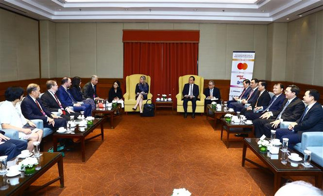 越美商界经济合作空间广阔 ảnh 3 越美商界经济合作空间广阔 ảnh 3