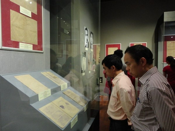 1925-1945年越南革命新闻资料及实物专题展会在河内举行 ảnh 1 1925-1945年越南革命新闻资料及实物专题展会在河内举行 ảnh 1